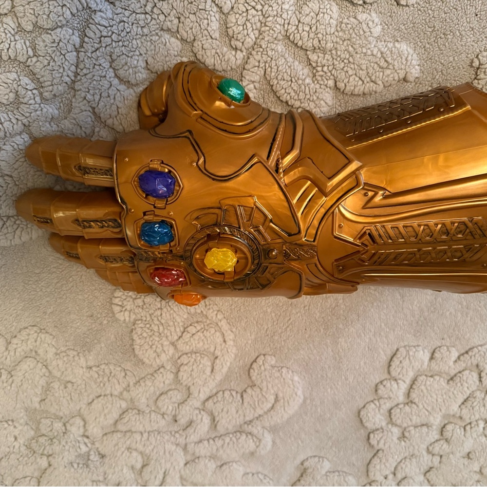 Gold Infinity Gauntlet Glove
